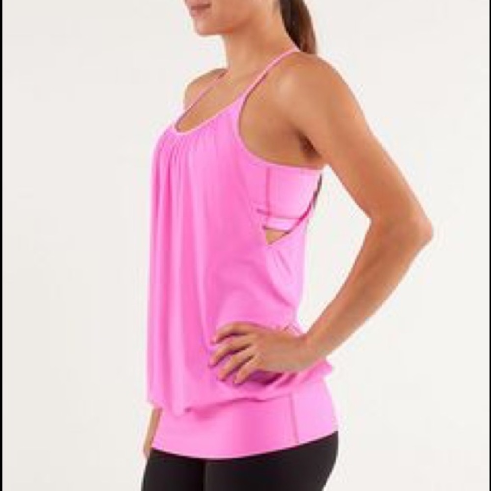 Pink lululemon tank with built in sport bra!